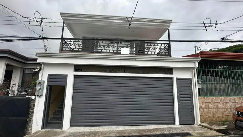 ¡Oportunidad! Compre una casa y alquile la otra