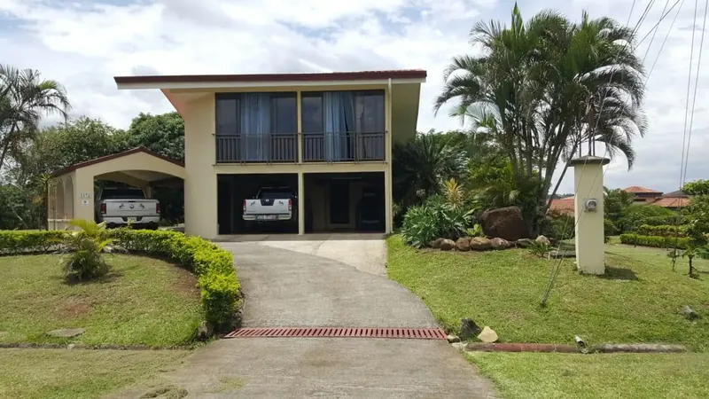 Casa en Venta en la Guácima de Alajuela