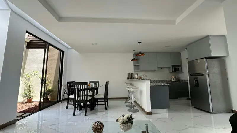 ¡La casa de sus sueños en la Trinidad de Moravia!