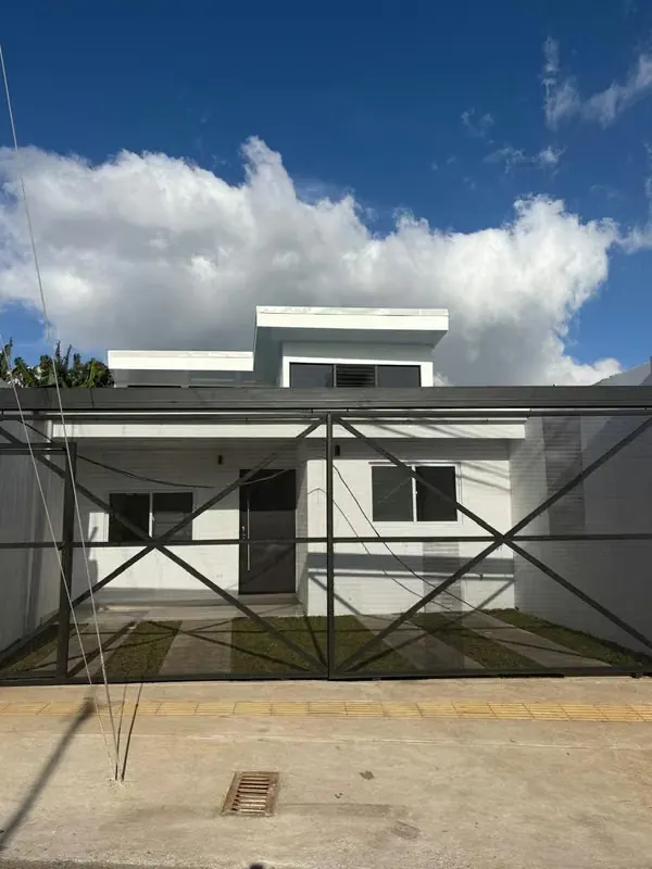 Estrena casa en Santo Domingo de Heredia